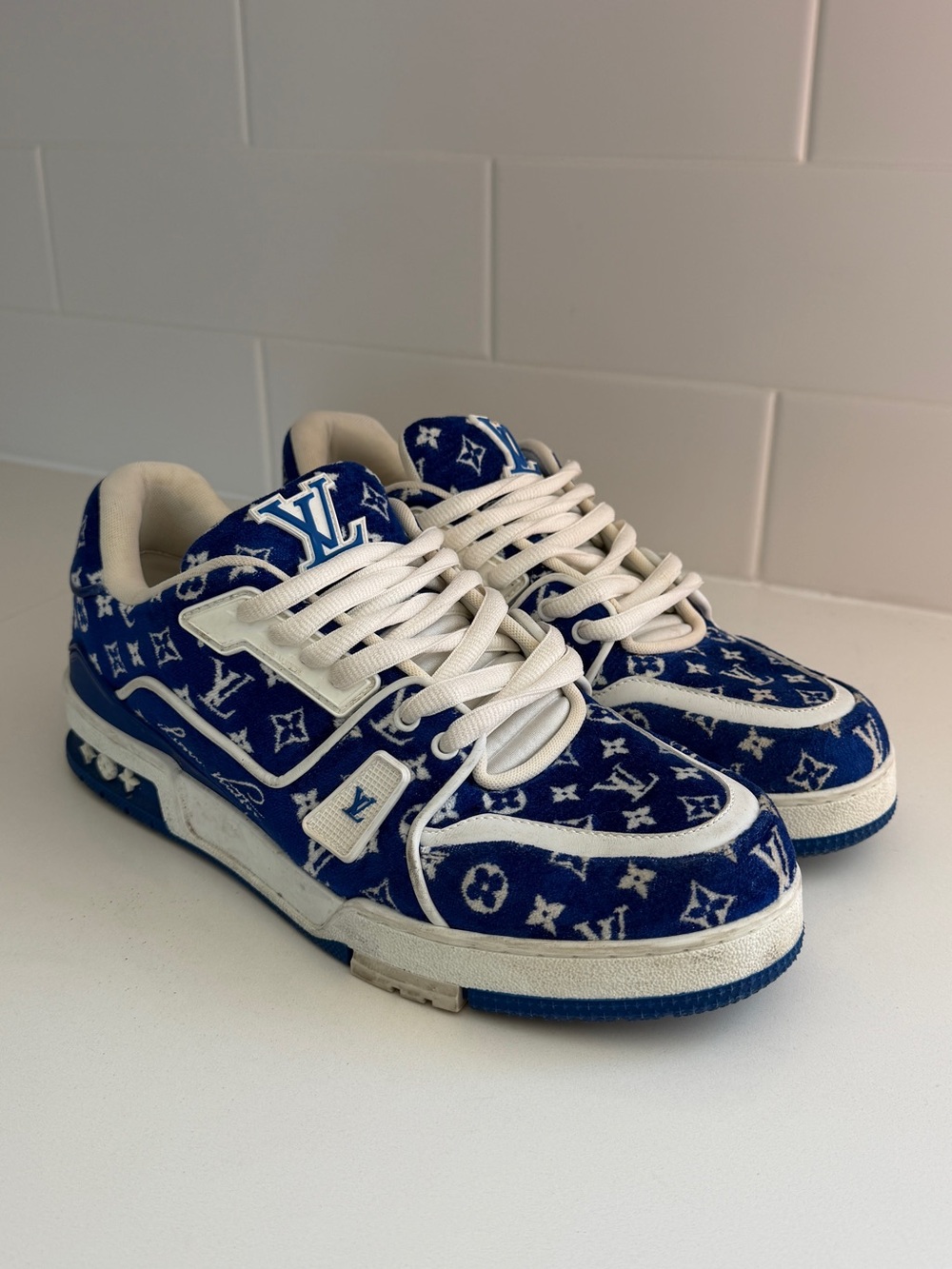 Louis Vuitton Trainer - blue monogram textile